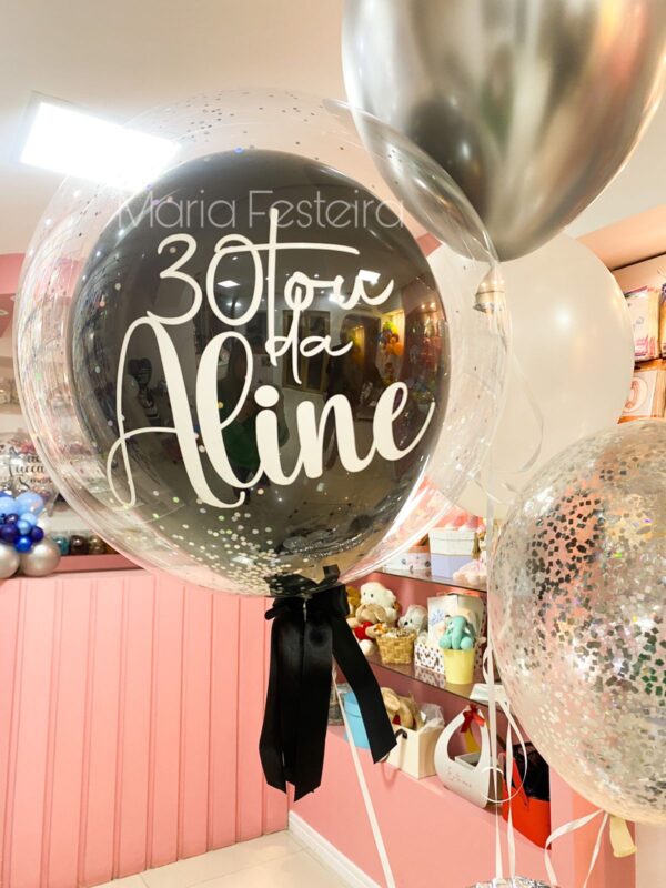 30TOU DA ALINE - Composição mesa com bolha personalizada, números metalizados e balões inflados com gás hélio - Image 2