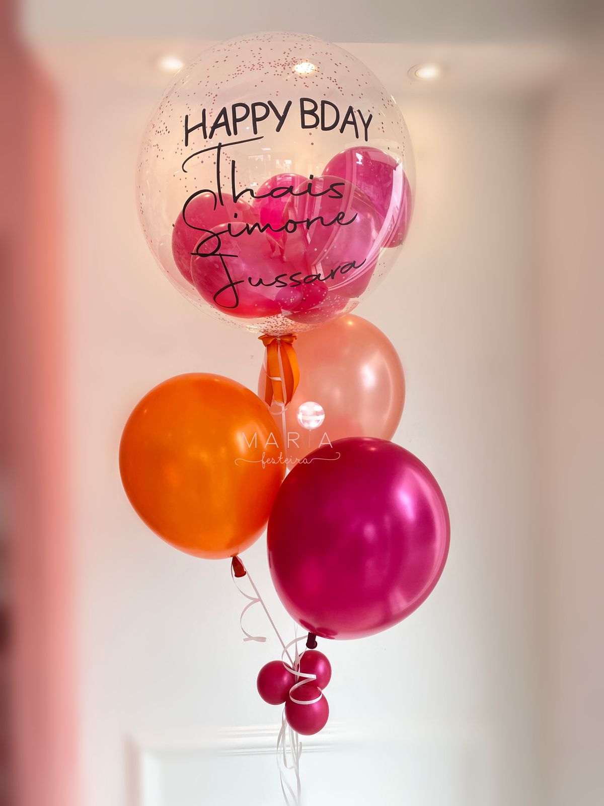 DECORAÇÃO EMOÇÃO - BUQUE DE BALÕES COM BUBBLE PERSONALIZADO E BALÕES COM GÁS HÉLIO