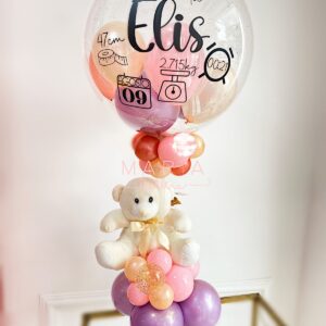 Balão bolha transparente com balõezinhos coloridos internos, base de balões e pelúcia fofa. Presente perfeito para chegada do bebê.