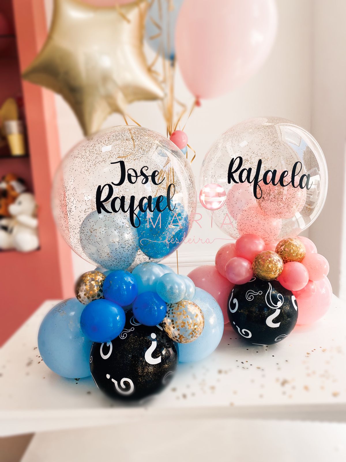 SURPRESA DE AMOR – Kit decoração de chá revelação com estrelas metalizadas, balões tradicionais, duas composições de mesa e balão revelação - Image 3