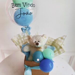 Presente de maternidade “Sonho de Maternidade” com ursinho de pelúcia e balão personalizado