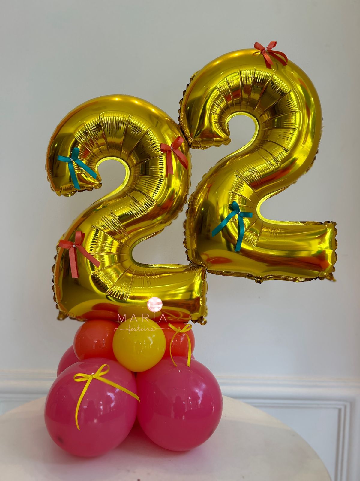 DECORAÇÃO COM BALÕES DE NUMEROS  JUNINA